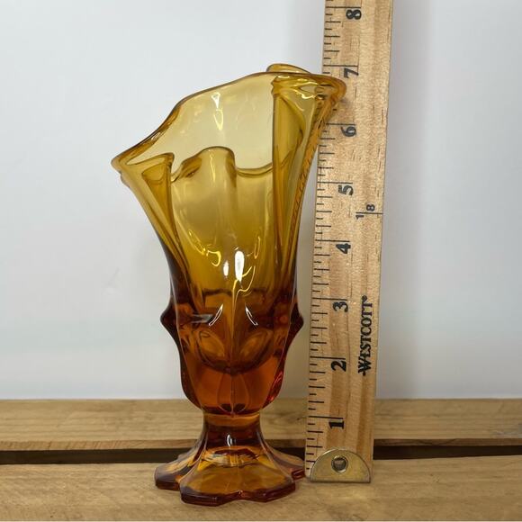 Vintage amber color asymmetrical vase - Picture 7 of 7